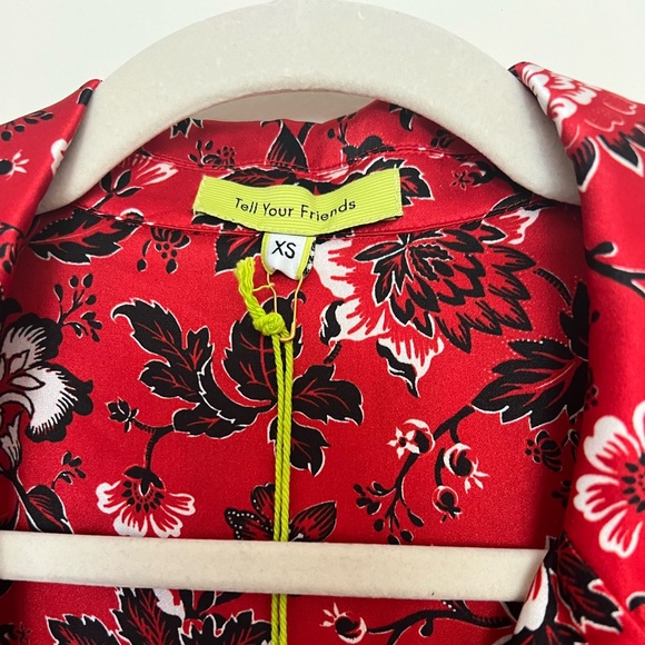 NWT Tell Your Friends - Picture 2 of 5